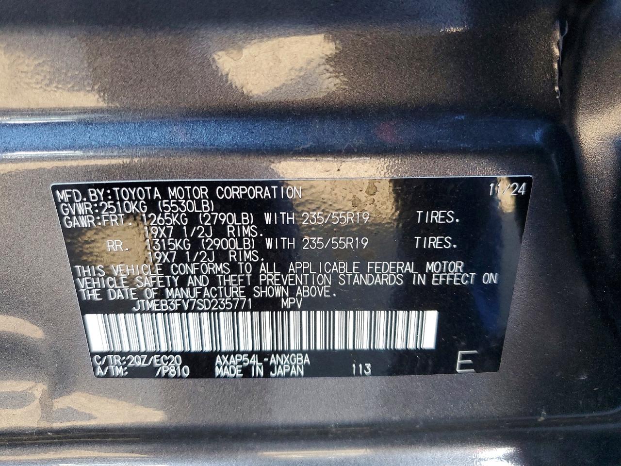 2025 TOYOTA RAV4 XSE photo 37