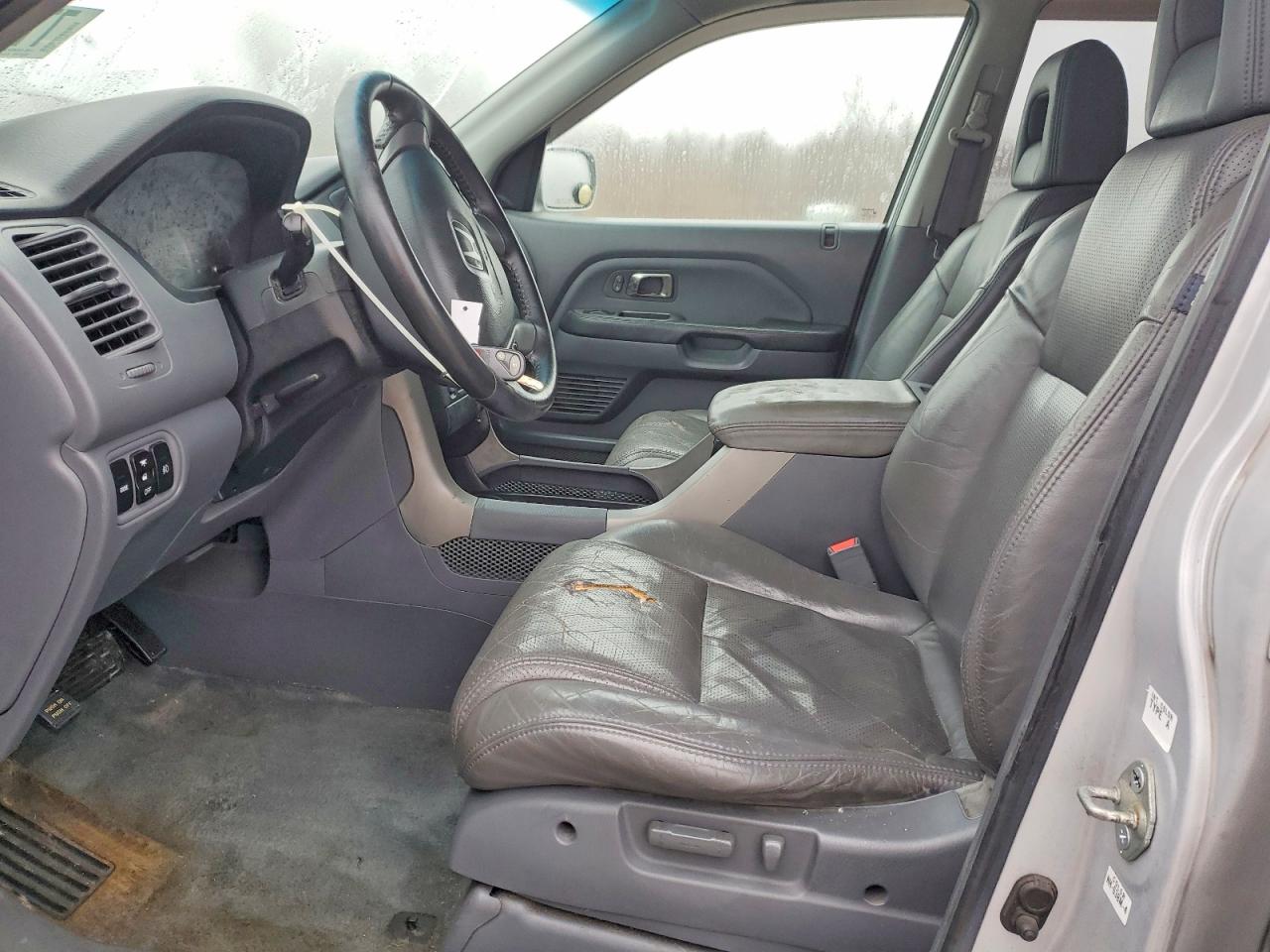 2004 HONDA PILOT EXL photo 13