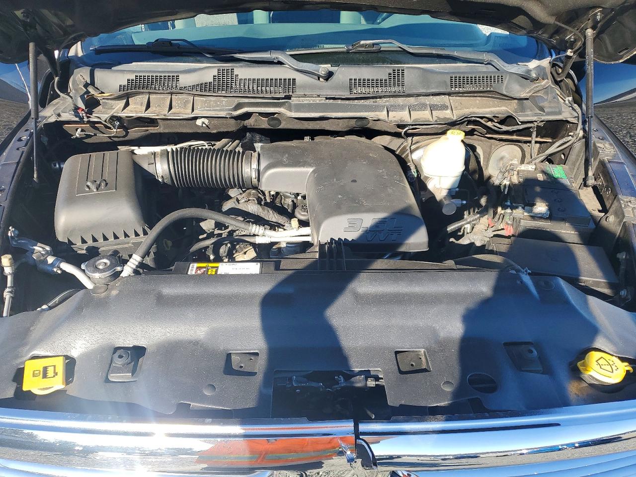 2016 RAM 1500 SLT photo 31