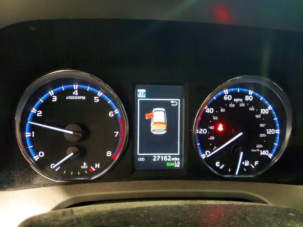 2016 TOYOTA RAV4 XLE photo 25