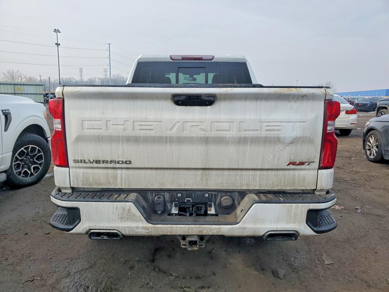 2019 CHEVROLET SILVERADO K1500 RST photo 6
