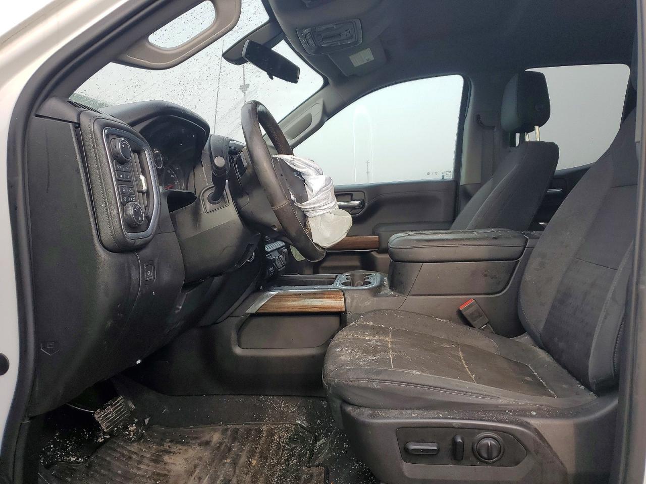 2019 CHEVROLET SILVERADO K1500 RST photo 7
