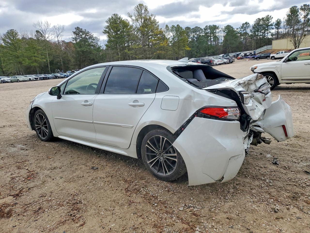2023 TOYOTA COROLLA SE photo 2