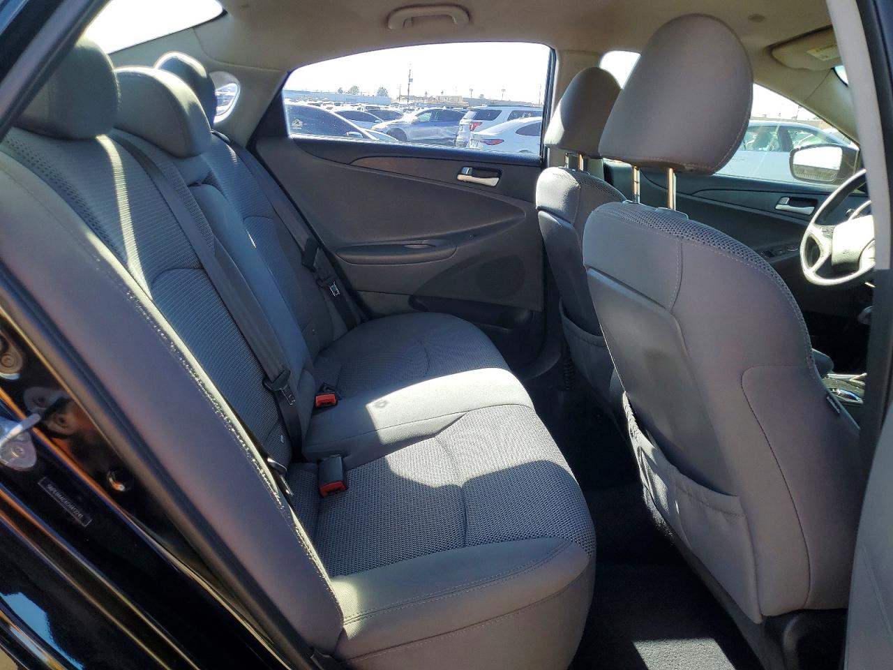 2012 HYUNDAI SONATA GLS photo 10