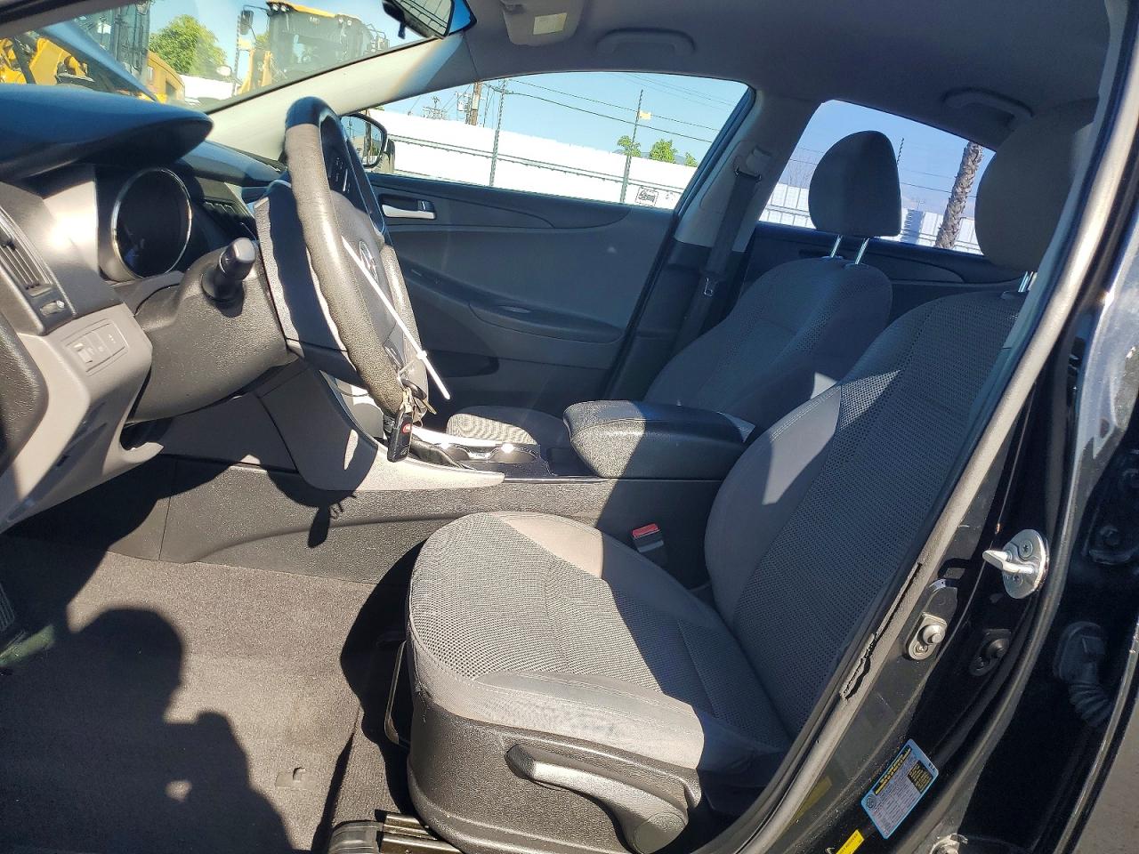 2012 HYUNDAI SONATA GLS photo 7