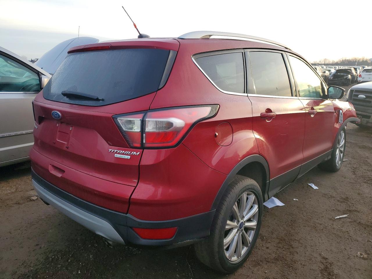 2017 FORD ESCAPE TITANIUM photo 3