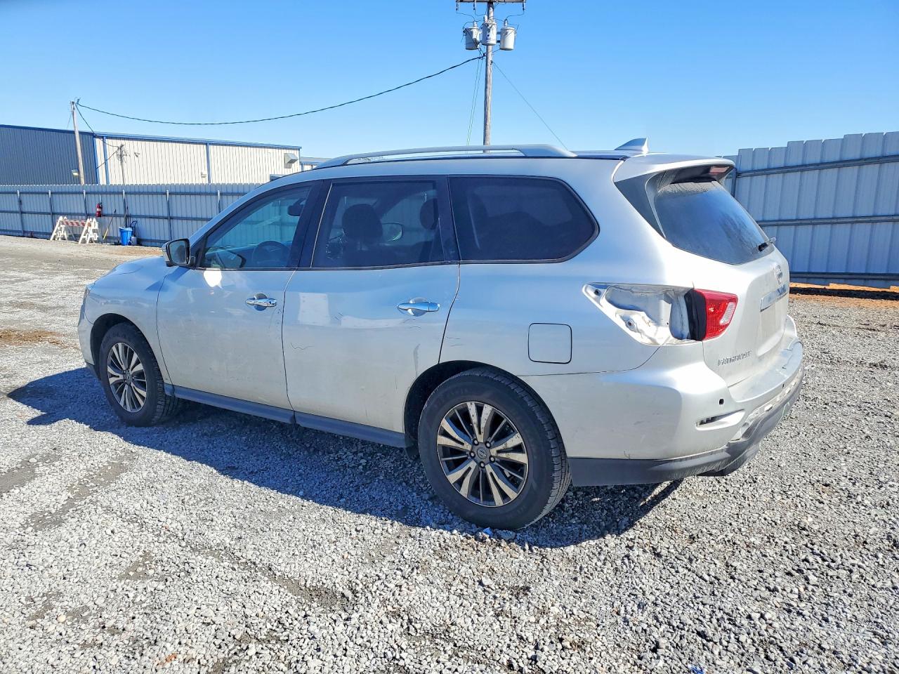 2020 NISSAN PATHFINDER SL photo 3
