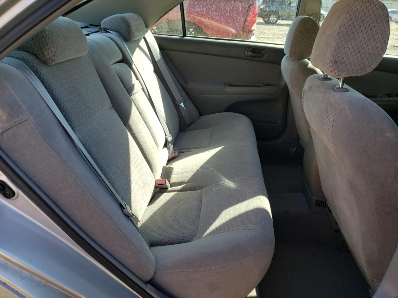 2002 TOYOTA CAMRY LE photo 19