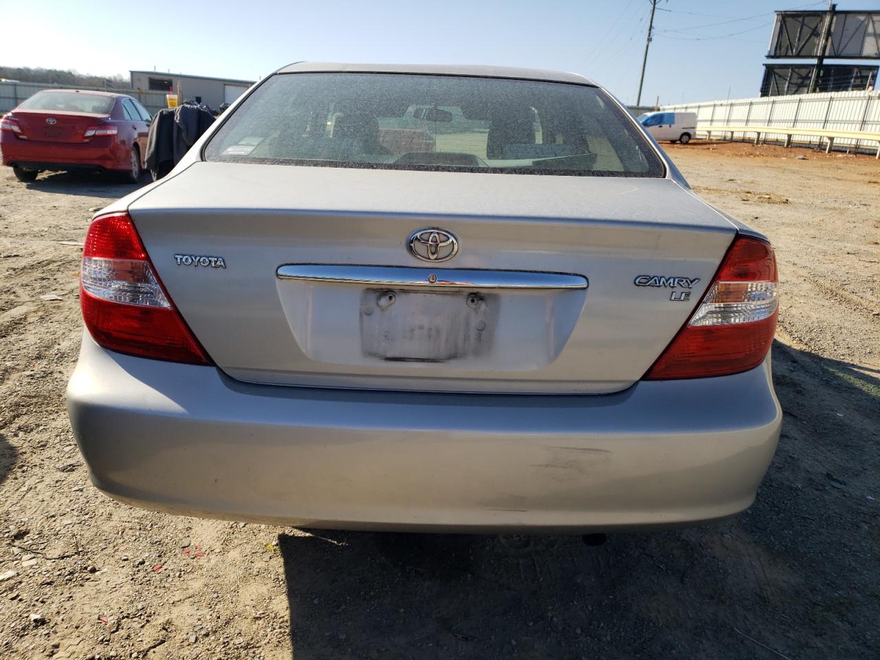 2002 TOYOTA CAMRY LE photo 11