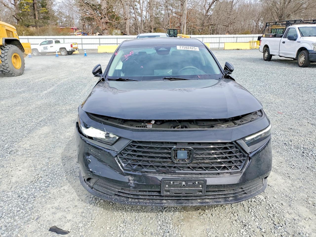 2025 HONDA ACCORD LX photo 9