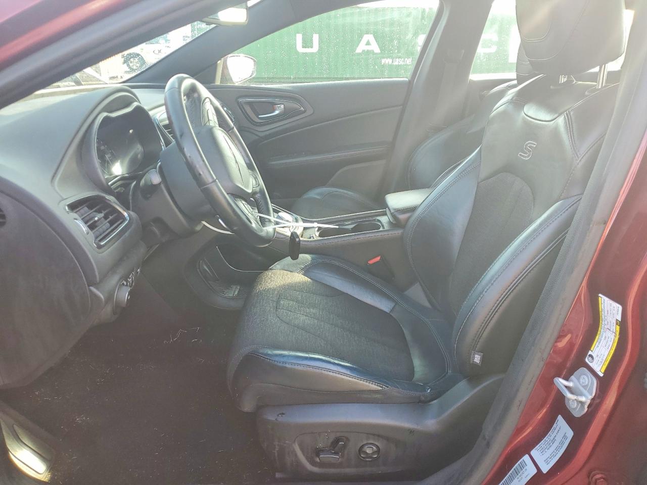 2015 CHRYSLER 200 S photo 13