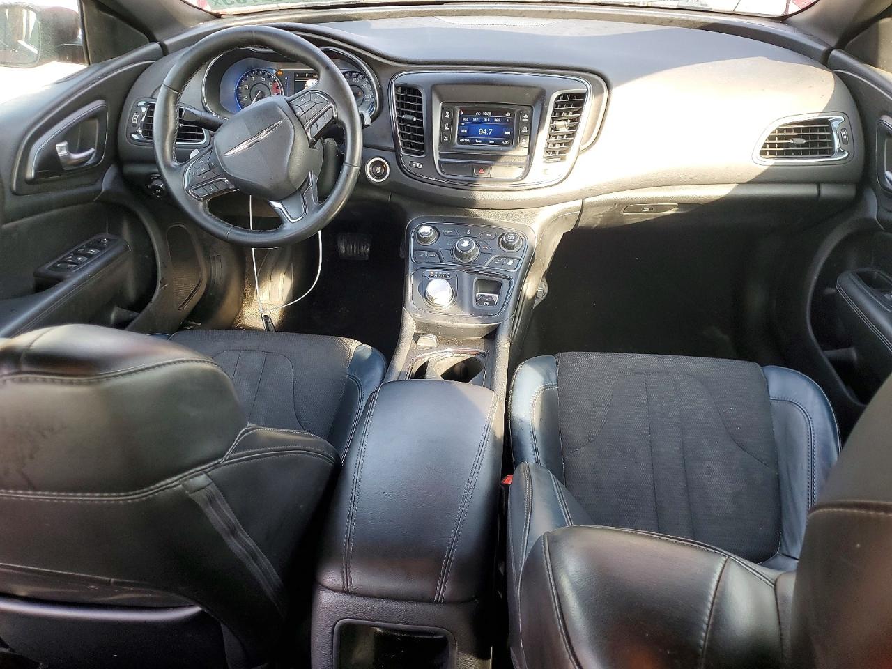 2015 CHRYSLER 200 S photo 15