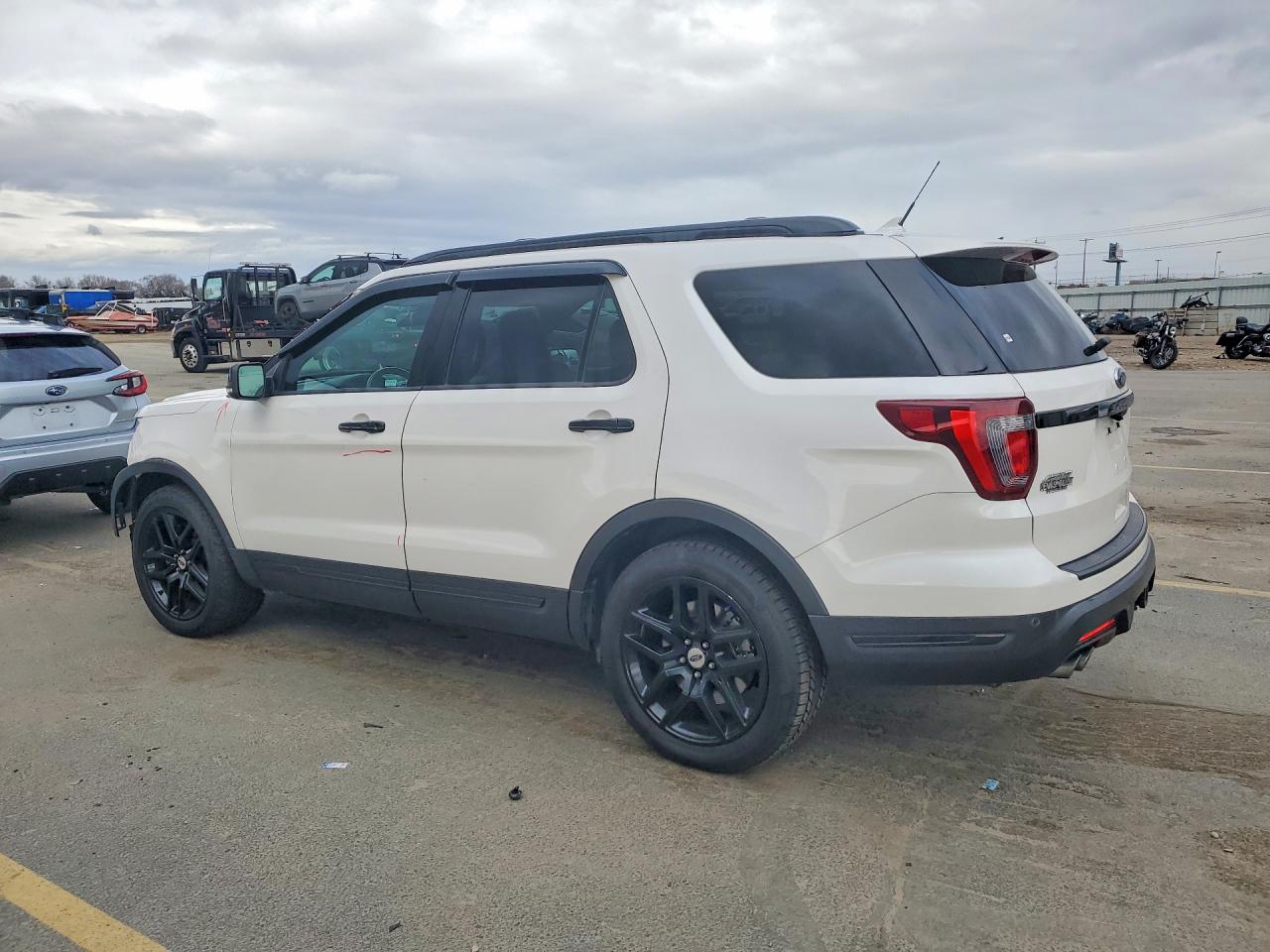 2018 FORD EXPLORER SPORT photo 2
