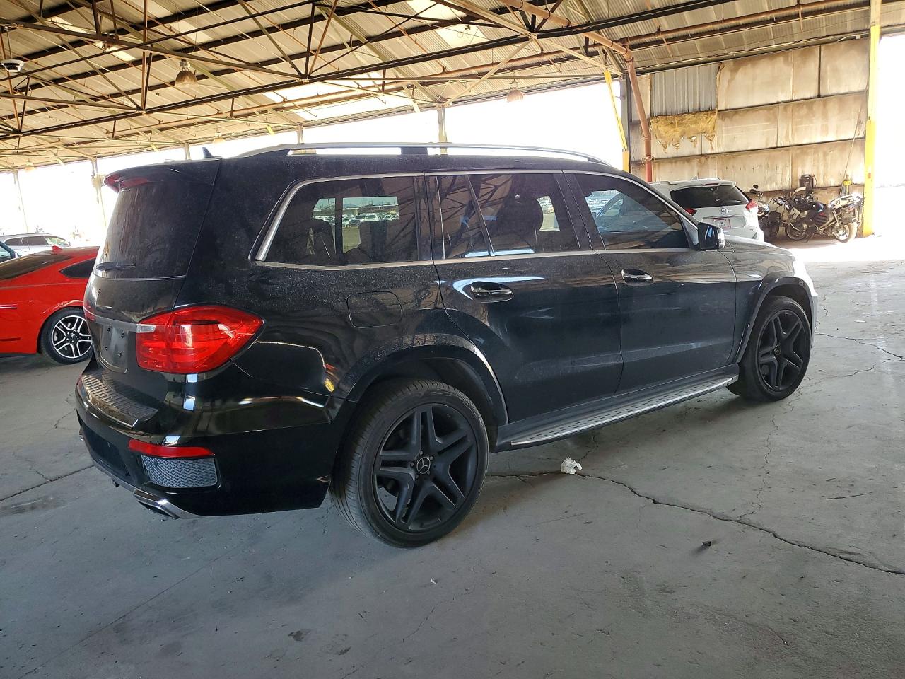2015 MERCEDES-BENZ GL 550 4MATIC photo 3