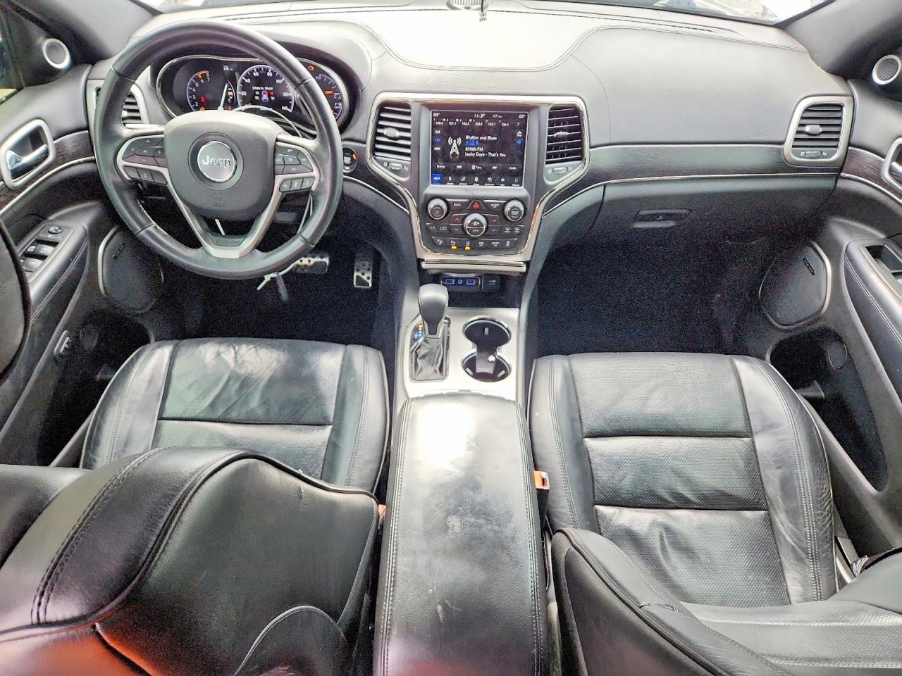2018 JEEP GRAND CHEROKEE OVERLAND photo 8
