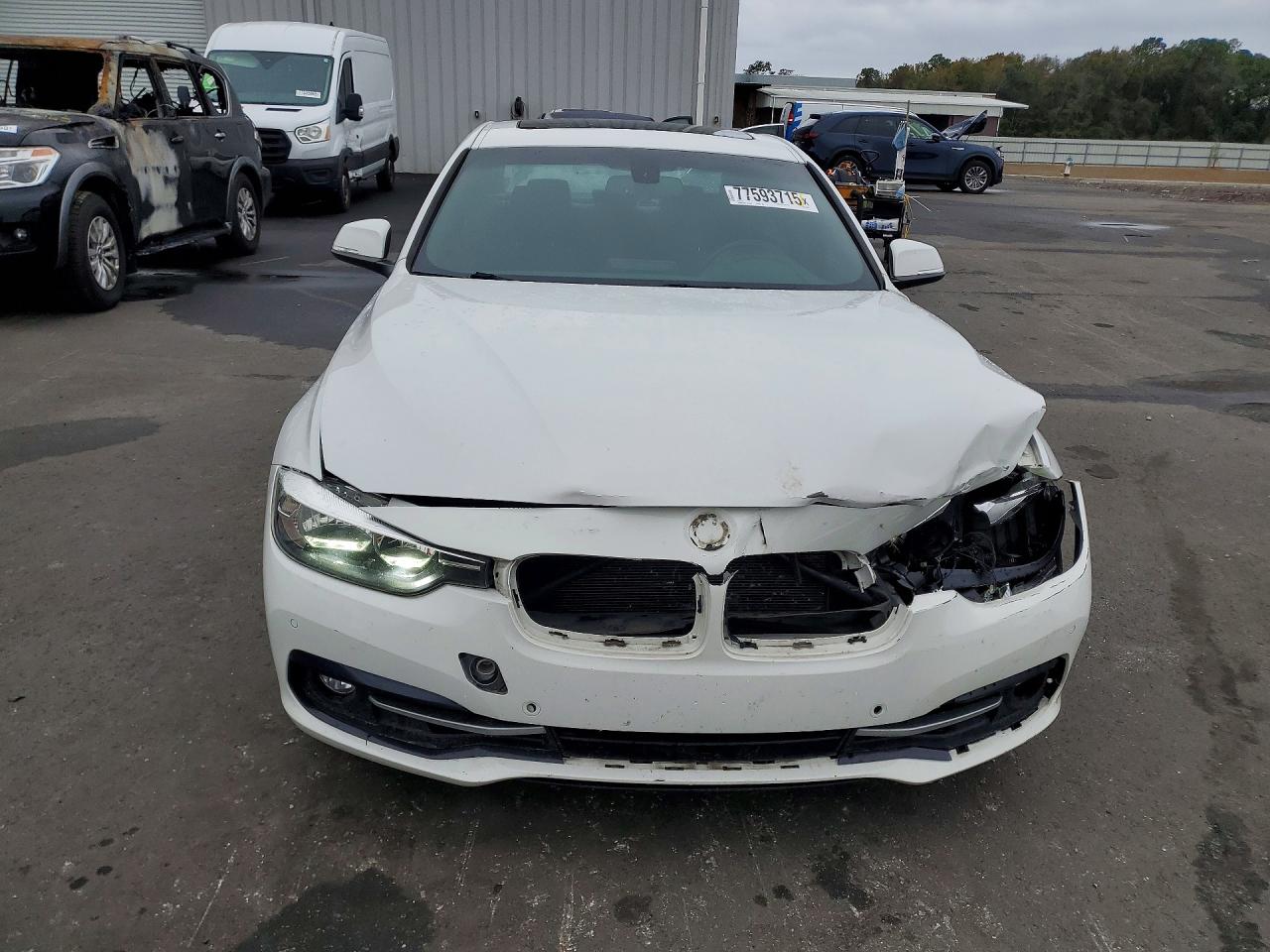 2017 BMW 330 I photo 5
