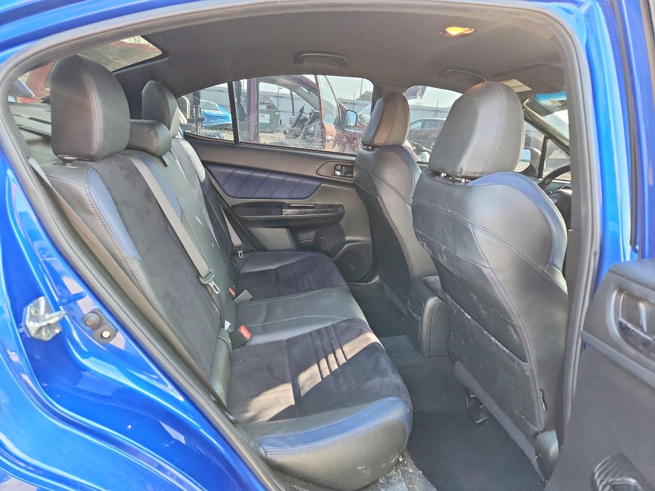 2015 SUBARU WRX STI LAUNCH EDITION photo 10