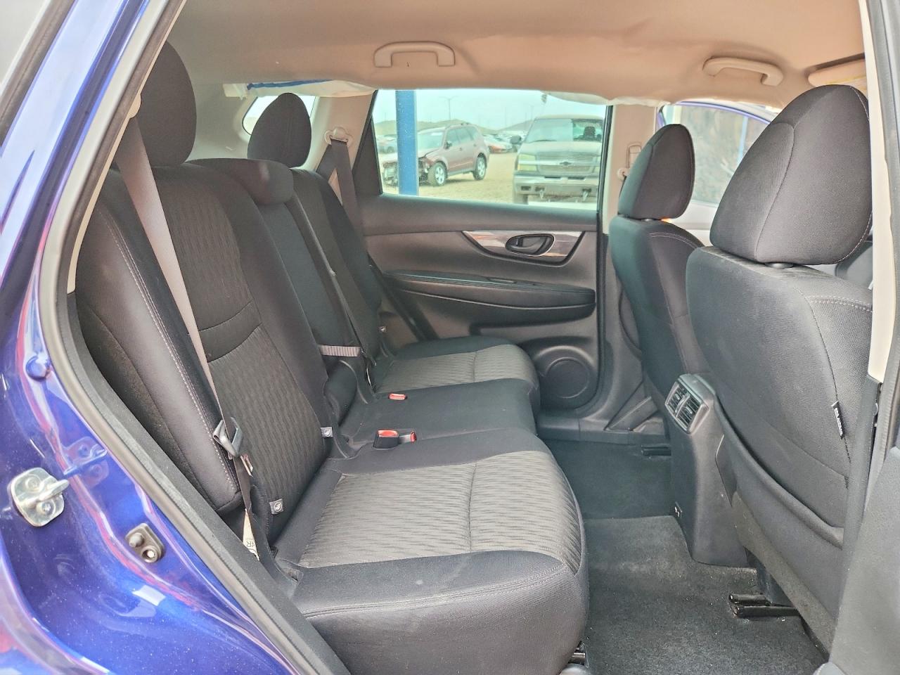 2020 NISSAN ROGUE S photo 21