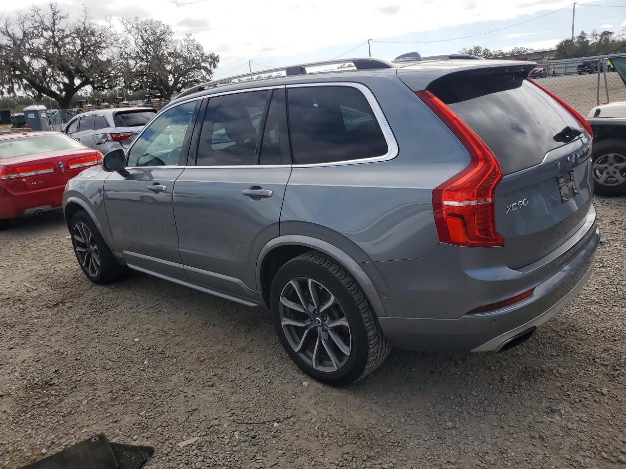 2016 VOLVO XC90 T6 photo 3