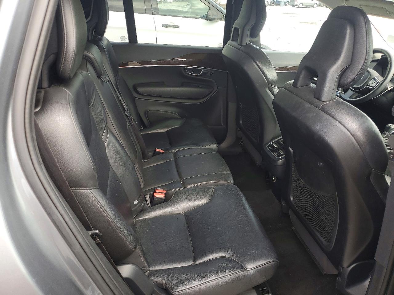 2016 VOLVO XC90 T6 photo 21