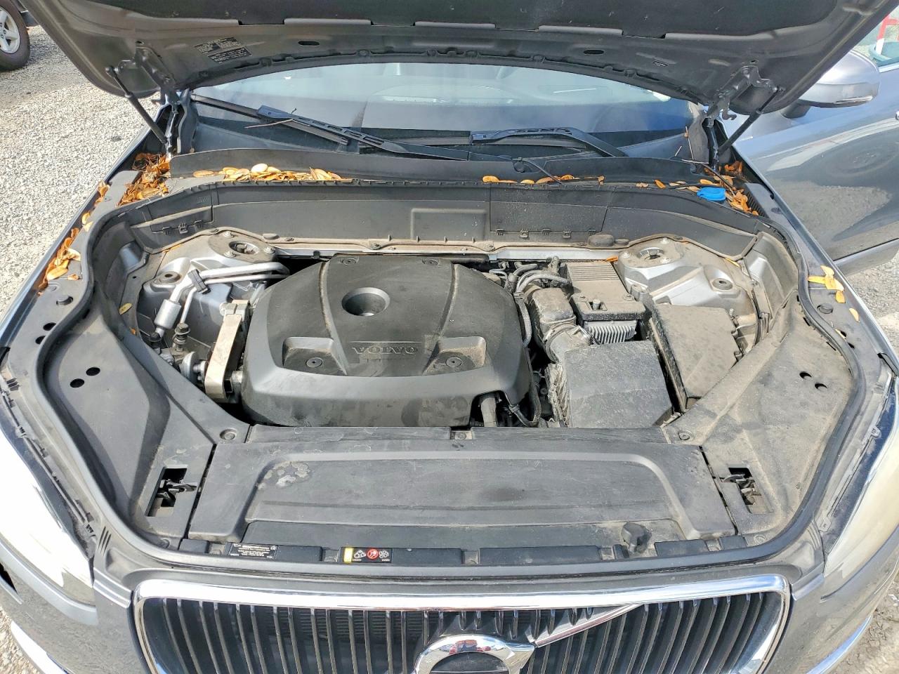 2016 VOLVO XC90 T6 photo 23