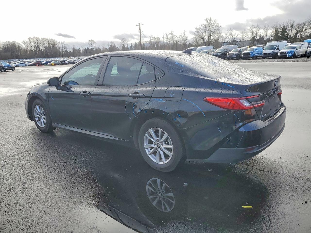 2025 TOYOTA CAMRY photo 2