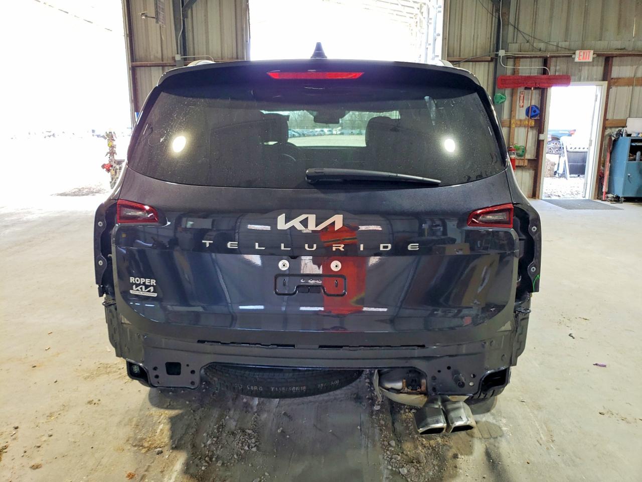 2025 KIA TELLURIDE S photo 11