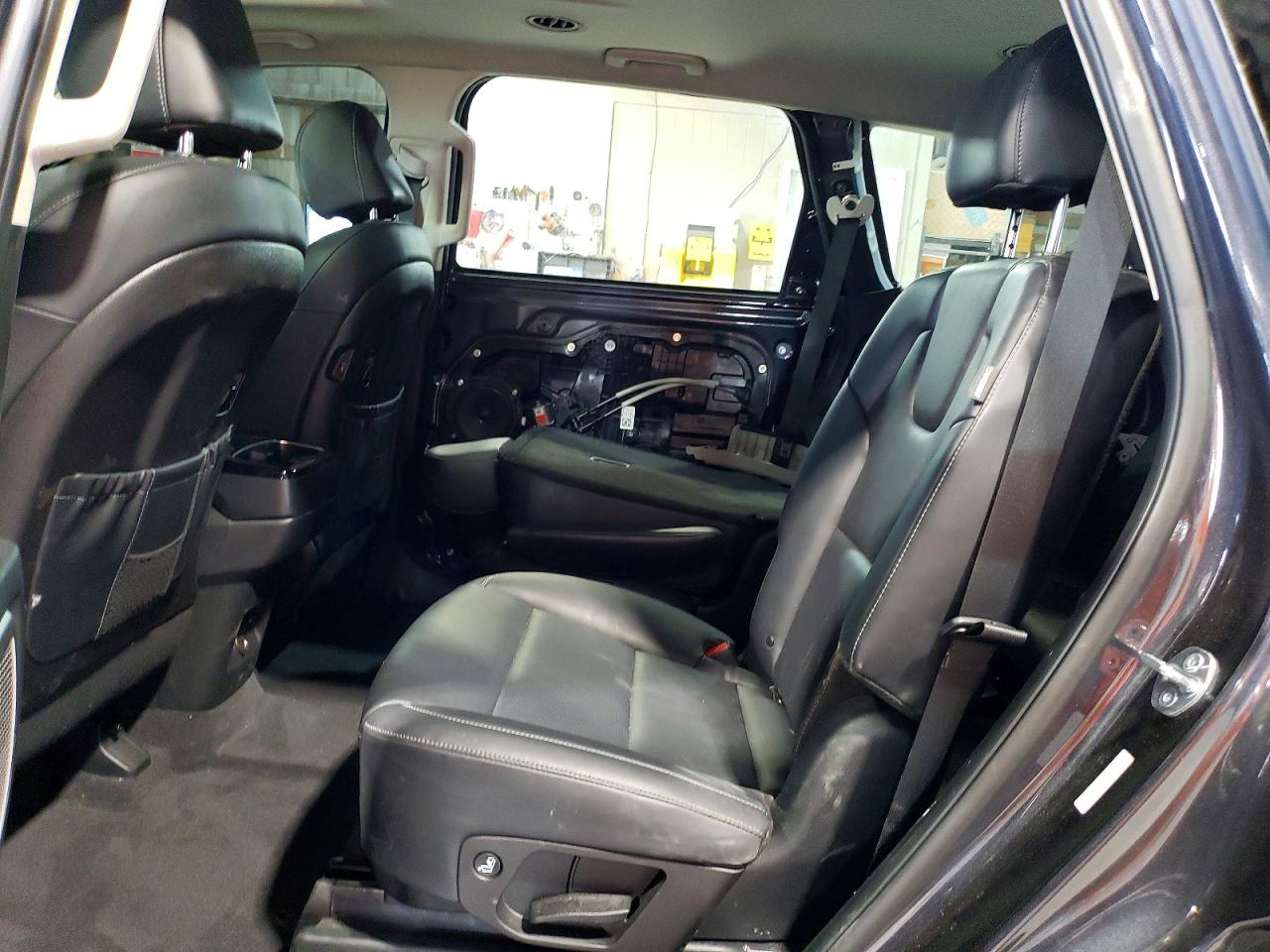 2025 KIA TELLURIDE S photo 21