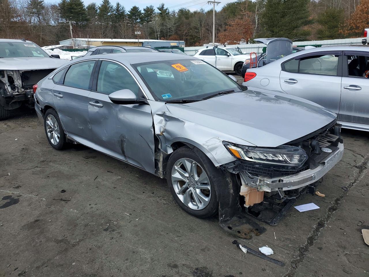 2018 HONDA ACCORD LX photo 7