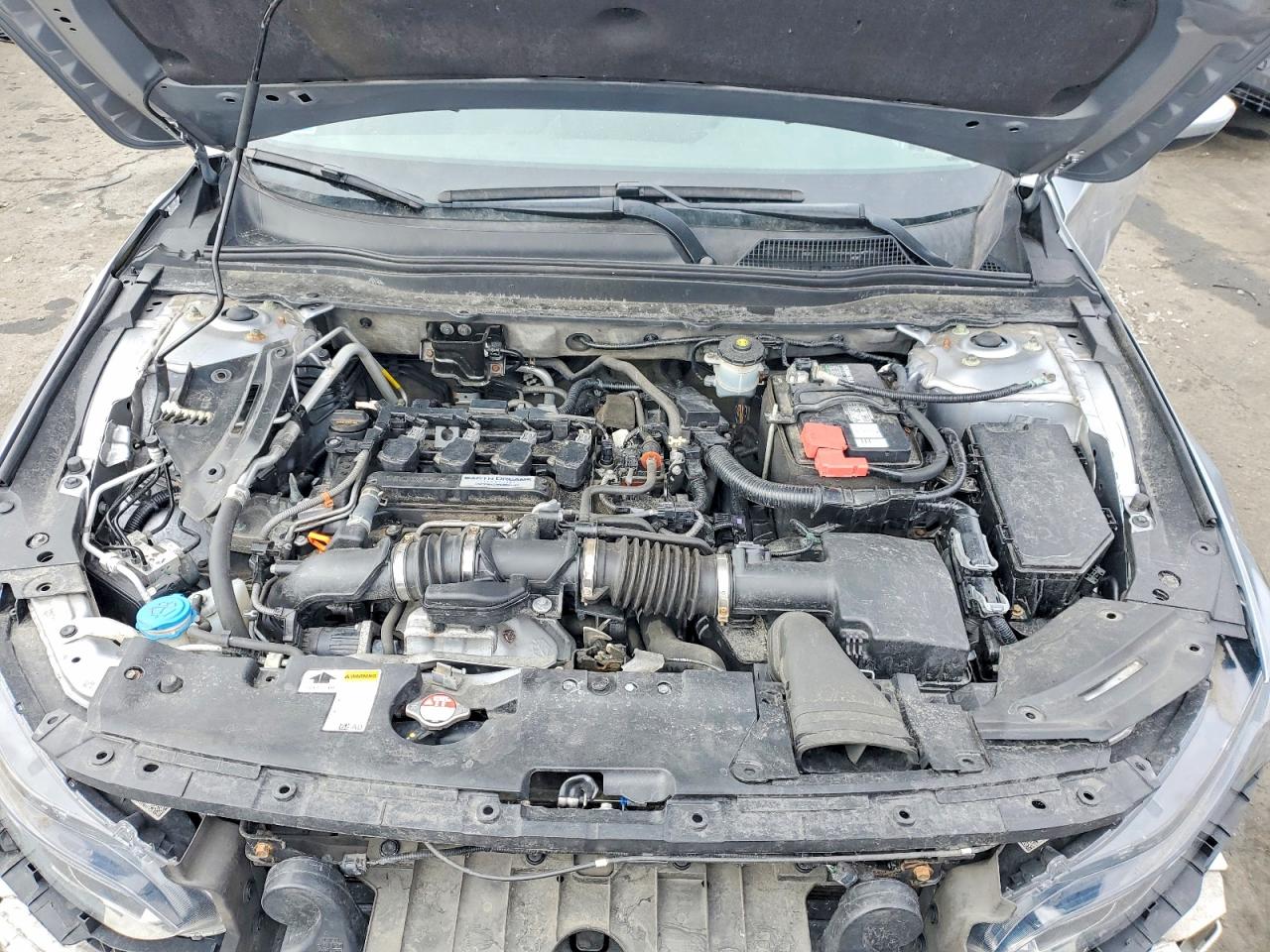 2018 HONDA ACCORD LX photo 21