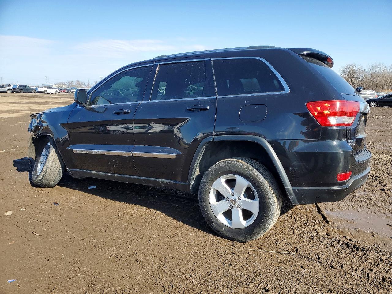 2012 JEEP GRAND CHEROKEE LAREDO photo 4