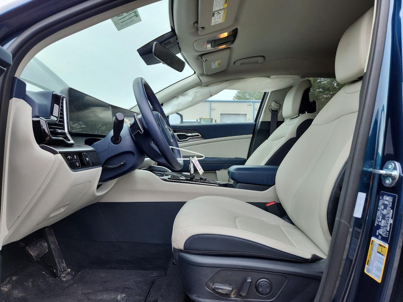 2025 KIA SPORTAGE EX photo 7