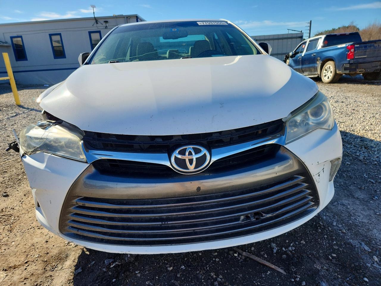 2015 TOYOTA CAMRY LE photo 13