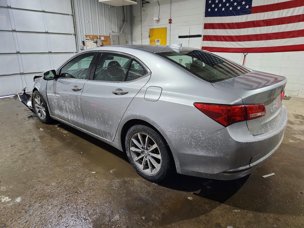 2018 ACURA TLX photo 4