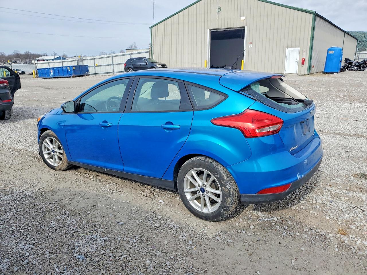 2015 FORD FOCUS SE photo 3