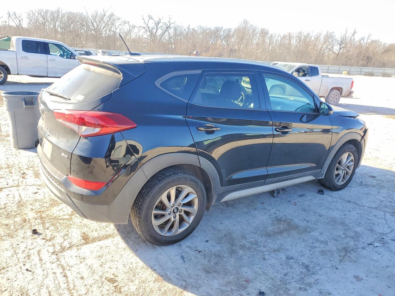 2017 HYUNDAI TUCSON SE photo 7
