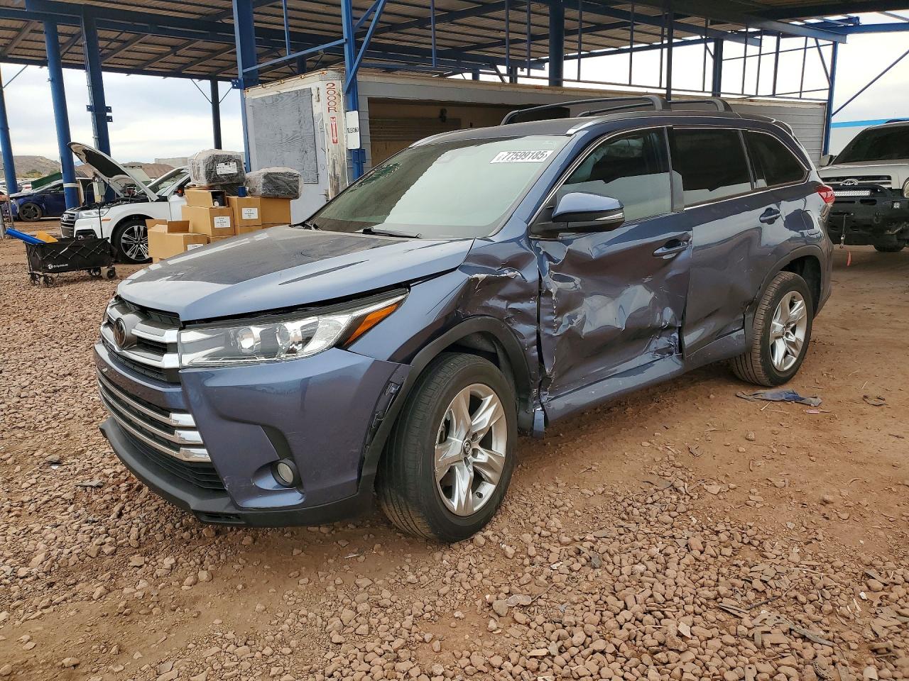 2018 TOYOTA HIGHLANDER