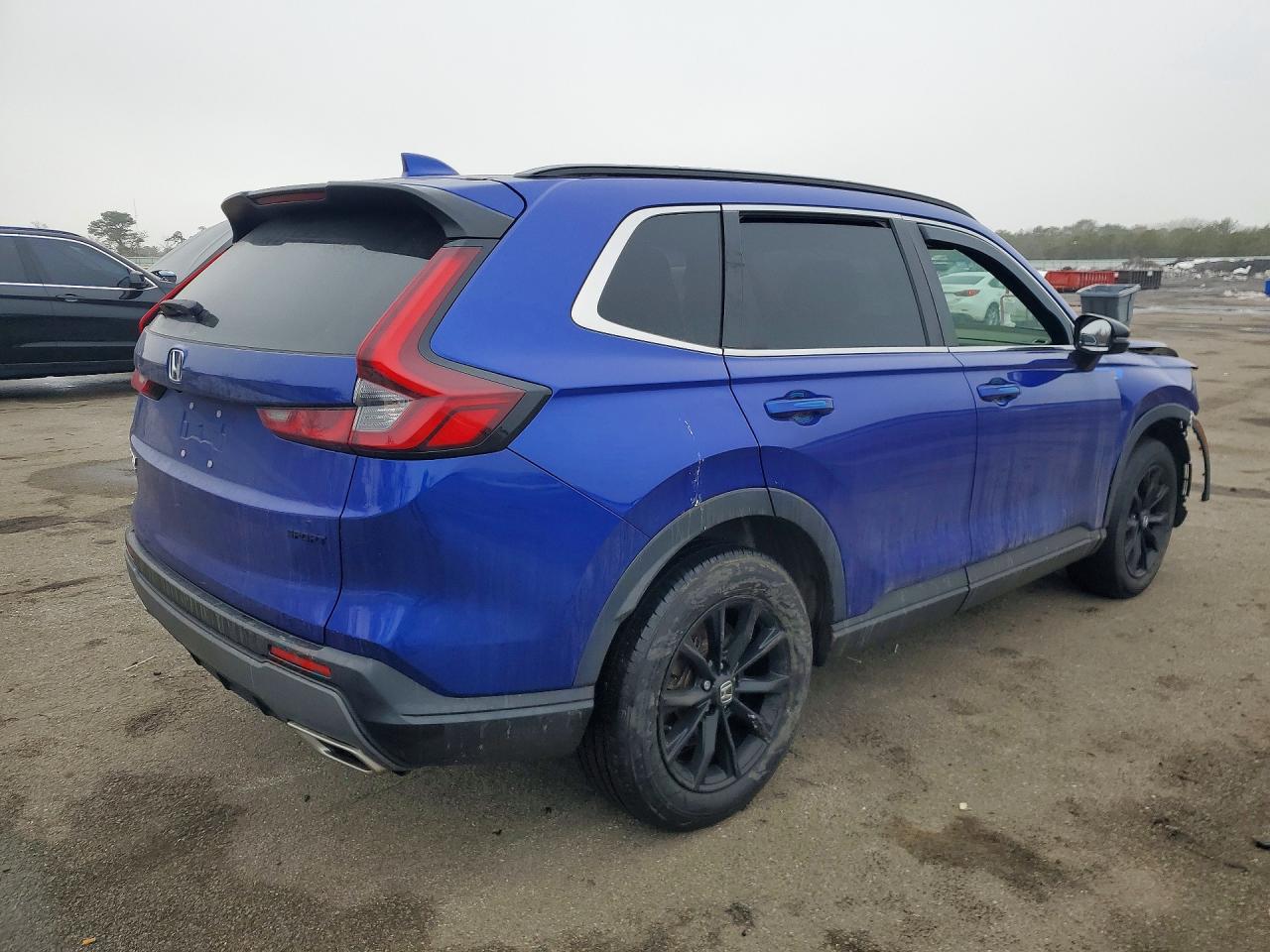 2024 HONDA CR-V SPORT photo 3