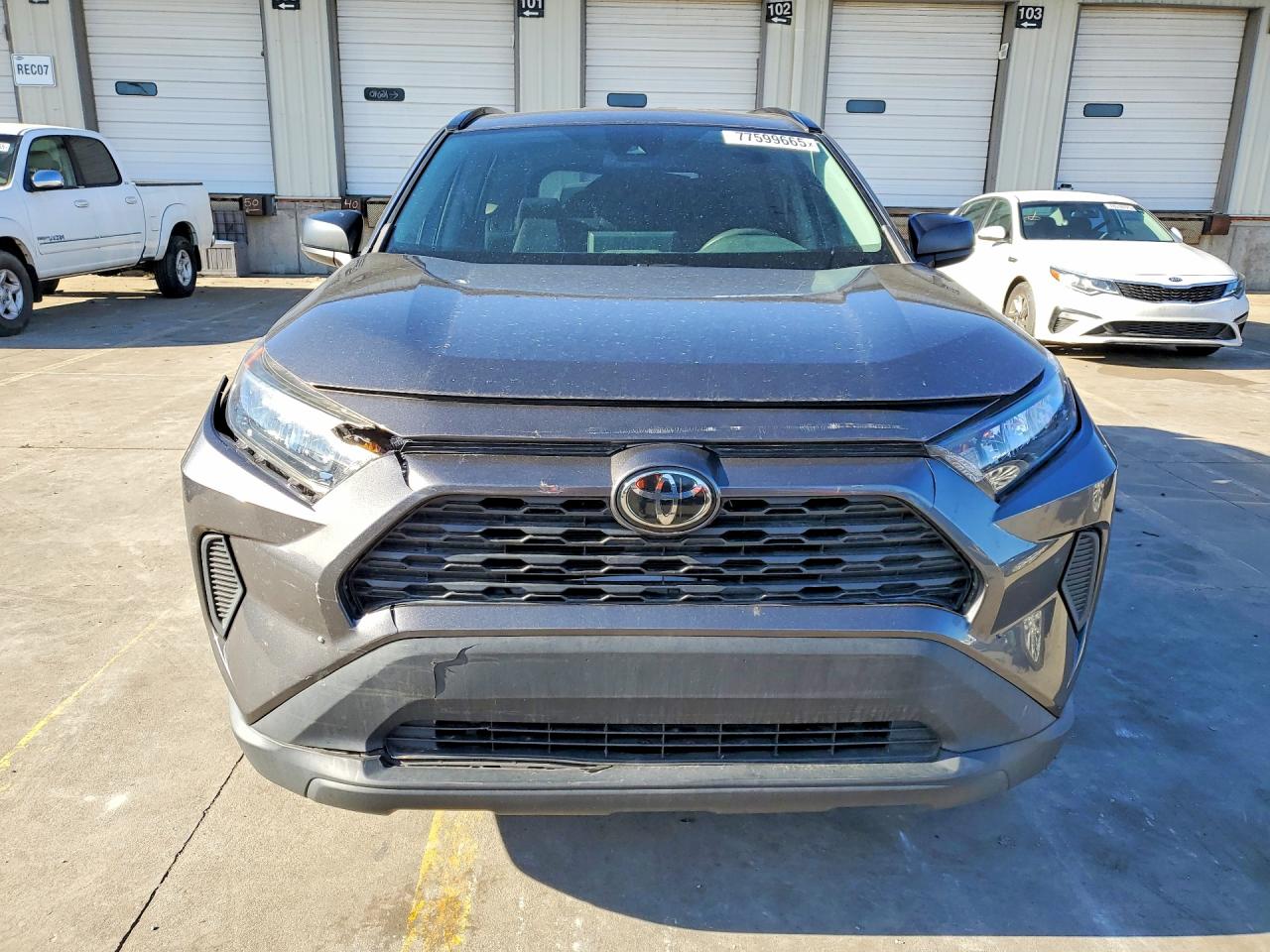 2021 TOYOTA RAV4 LE photo 13