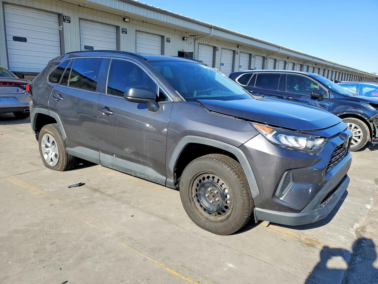 2021 TOYOTA RAV4 LE photo 10