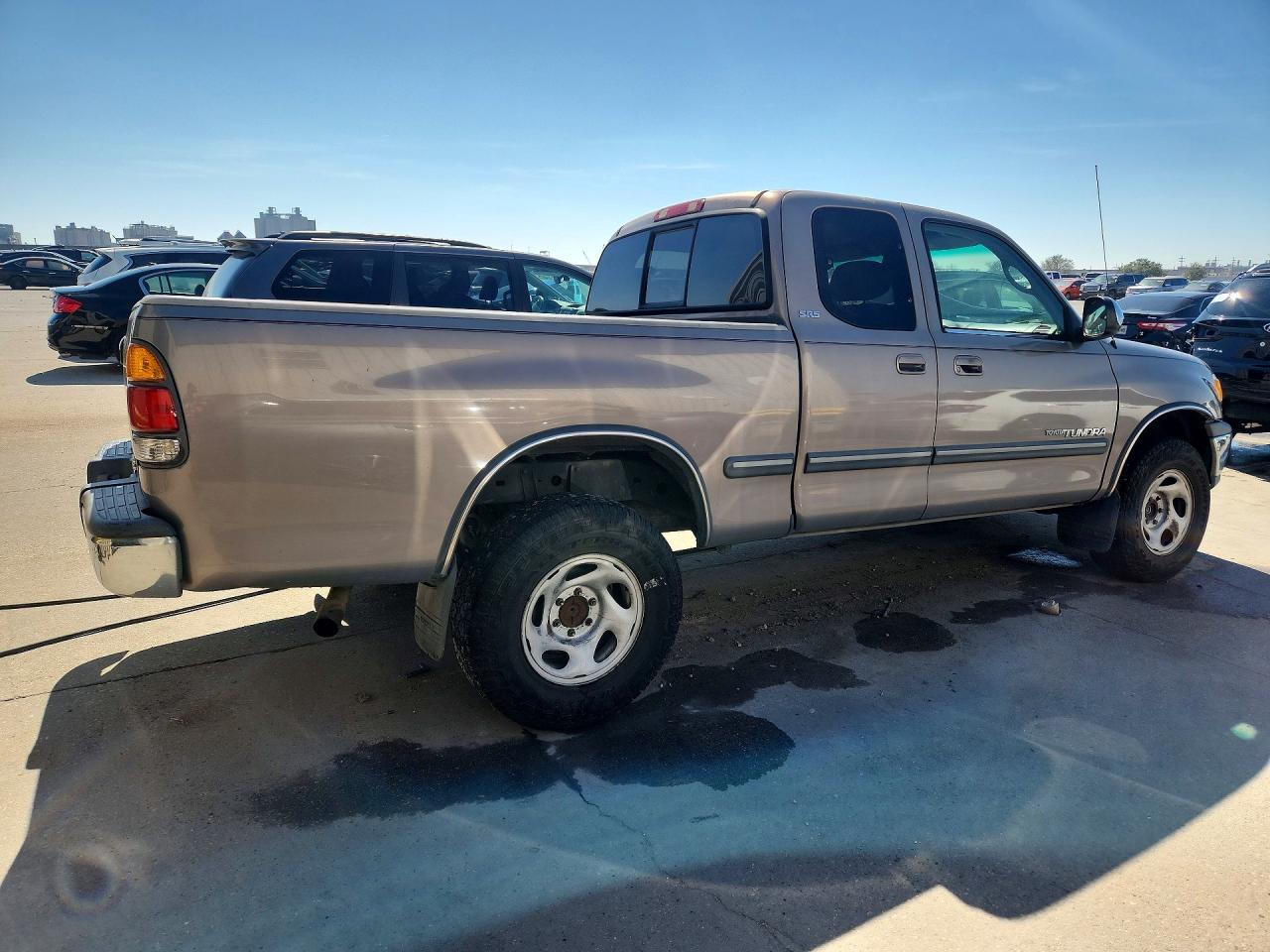 2002 TOYOTA TUNDRA SR5 V8 photo 3