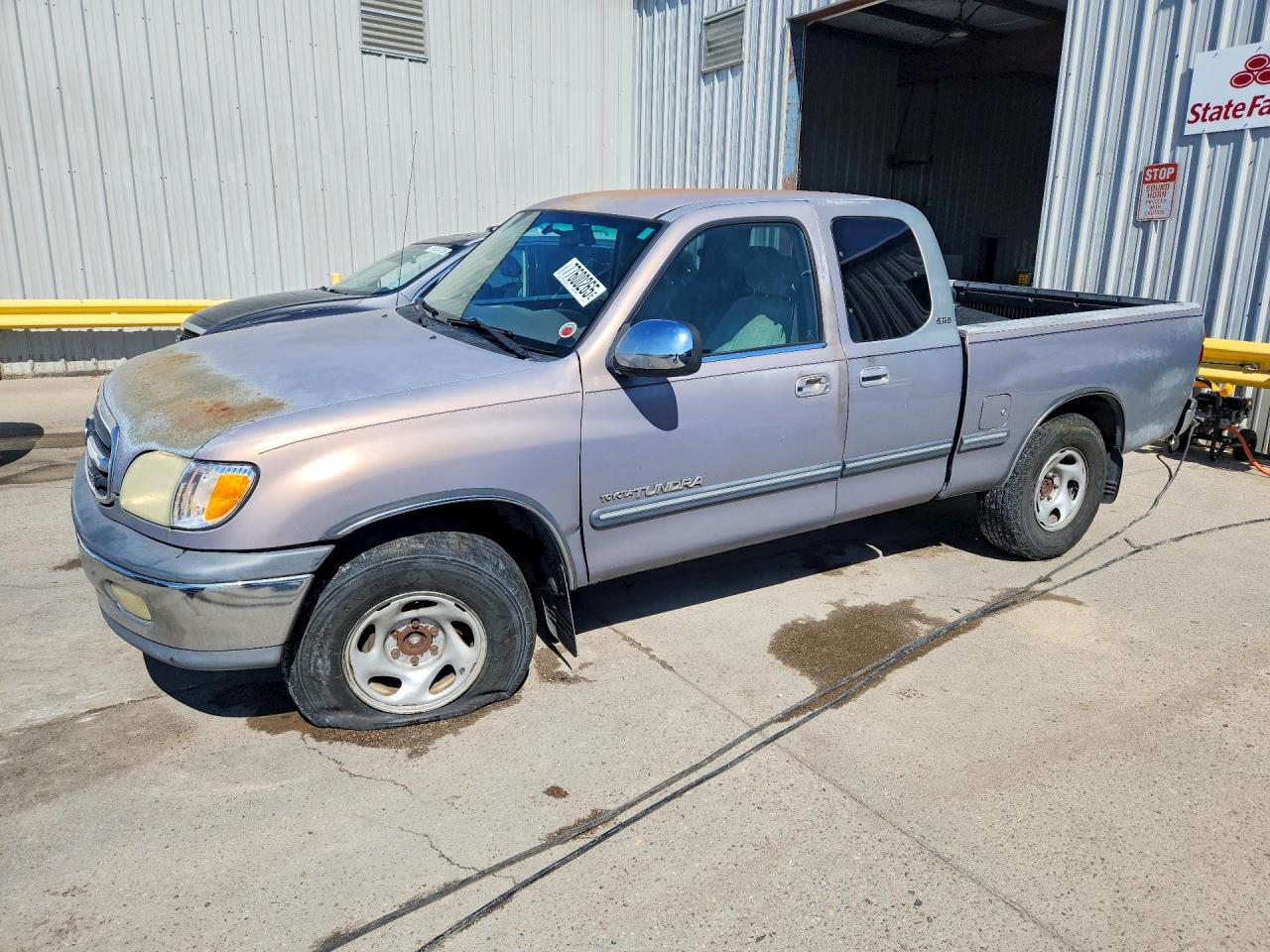 2002 TOYOTA TUNDRA