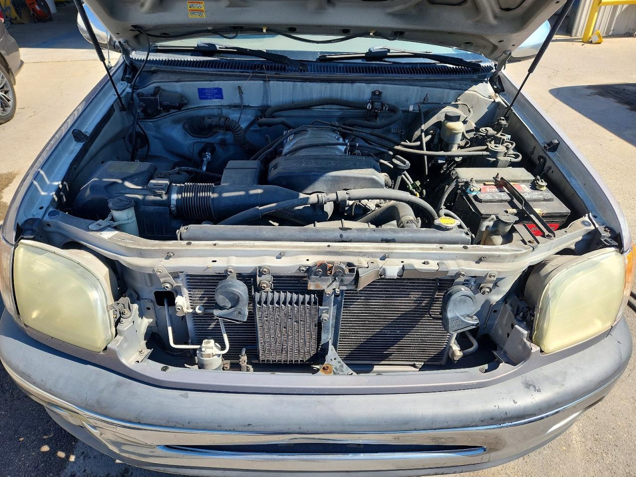 2002 TOYOTA TUNDRA SR5 V8 photo 11