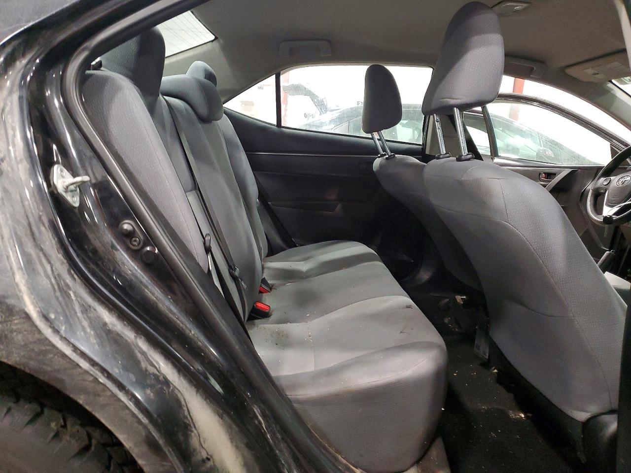 2014 TOYOTA COROLLA L photo 10