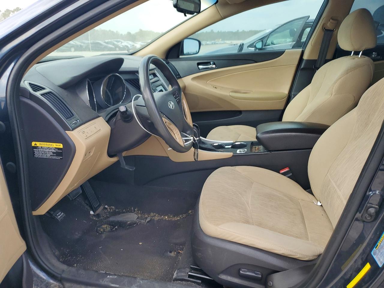 2014 HYUNDAI SONATA GLS photo 13