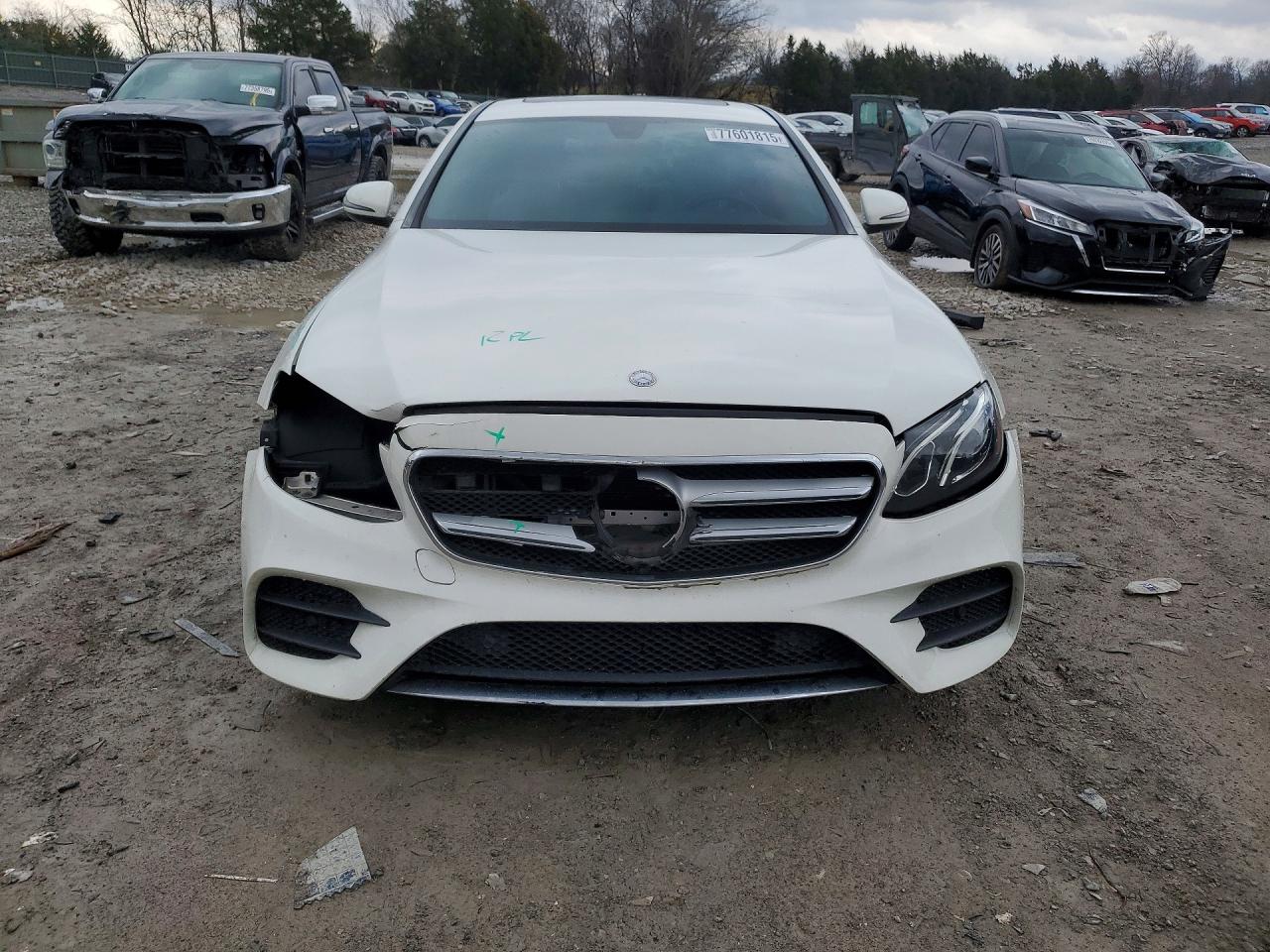 2017 MERCEDES-BENZ E 300 photo 5