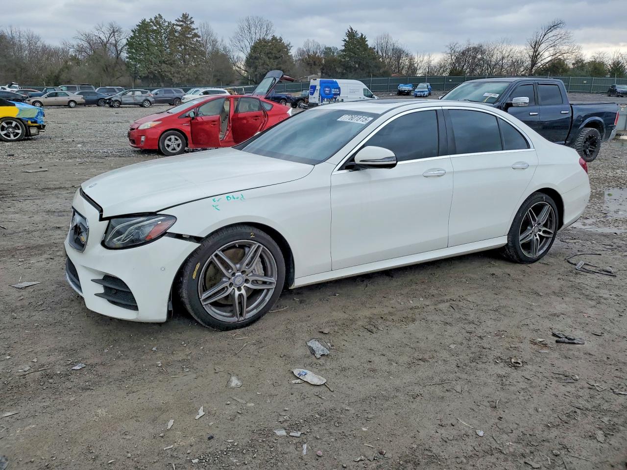 2017 MERCEDES-BENZ E