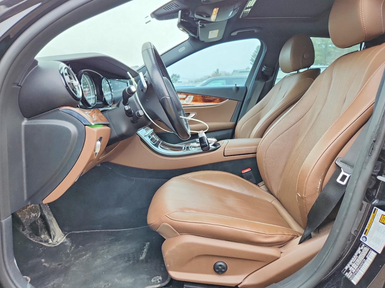 2017 MERCEDES-BENZ E 300 4MATIC photo 19