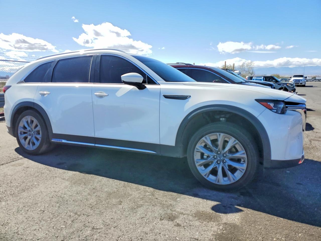 2024 MAZDA CX-90 PREMIUM PLUS photo 4