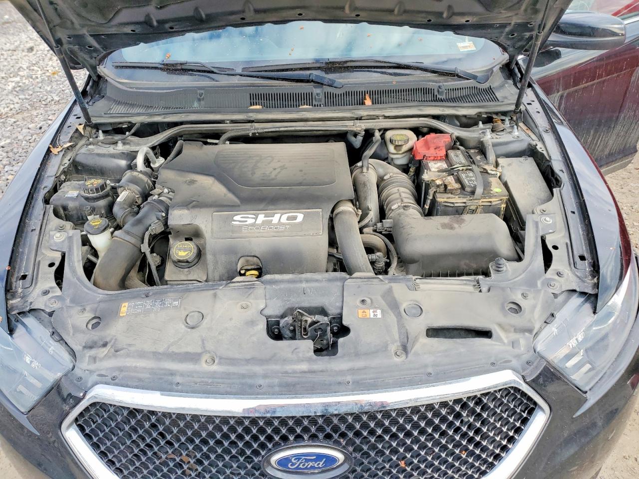 2015 FORD TAURUS SHO photo 21
